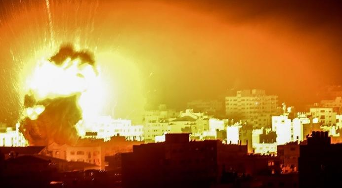قصفت جيش الاحتلال الاسرائيلي  مدينة غزة  الليلة